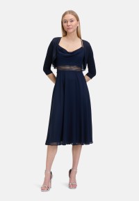 Vera Mont Bolero-Jacke figurbetont