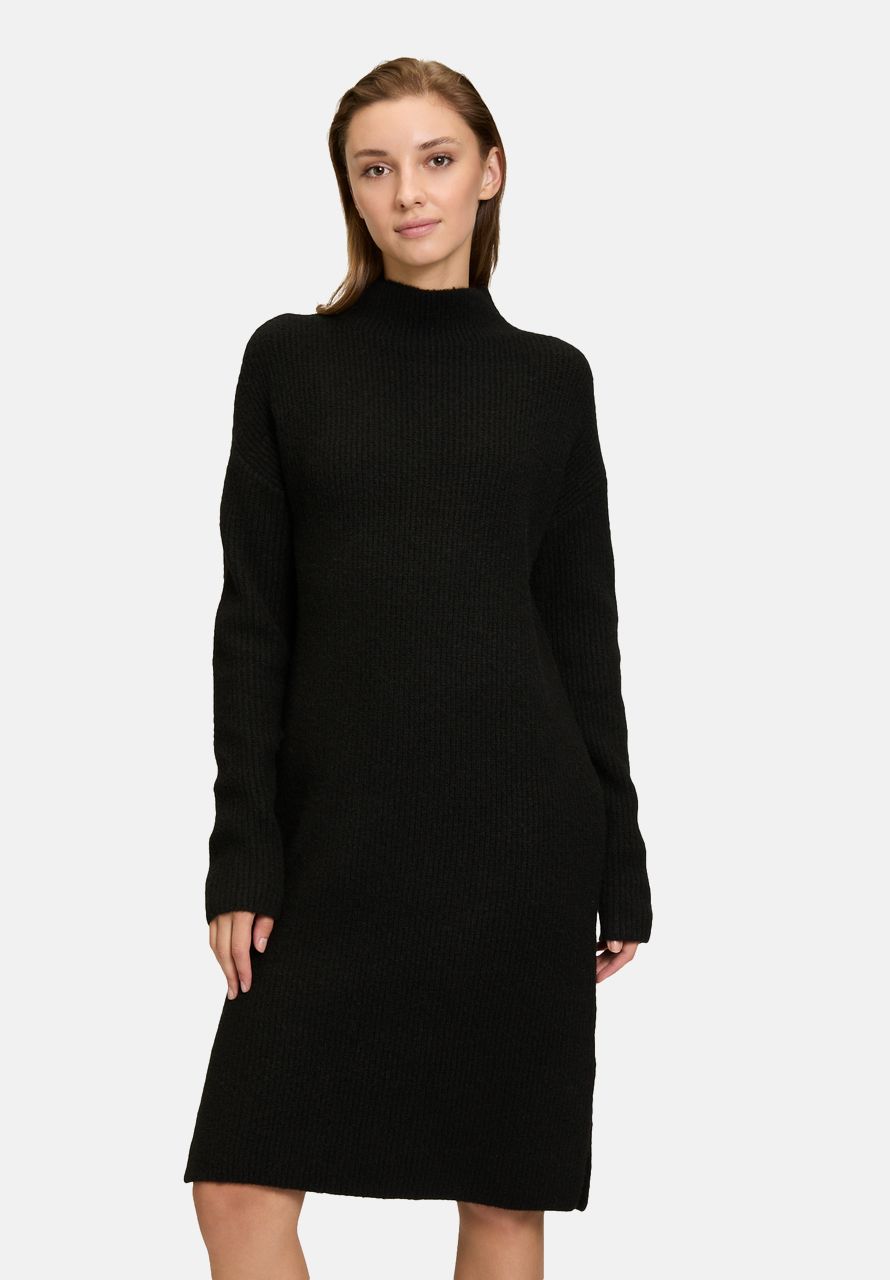 Cartoon Strickkleid mit Kragen