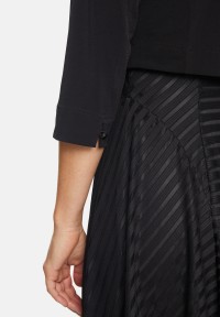 Vera Mont Bolero-Jacke figurbetont