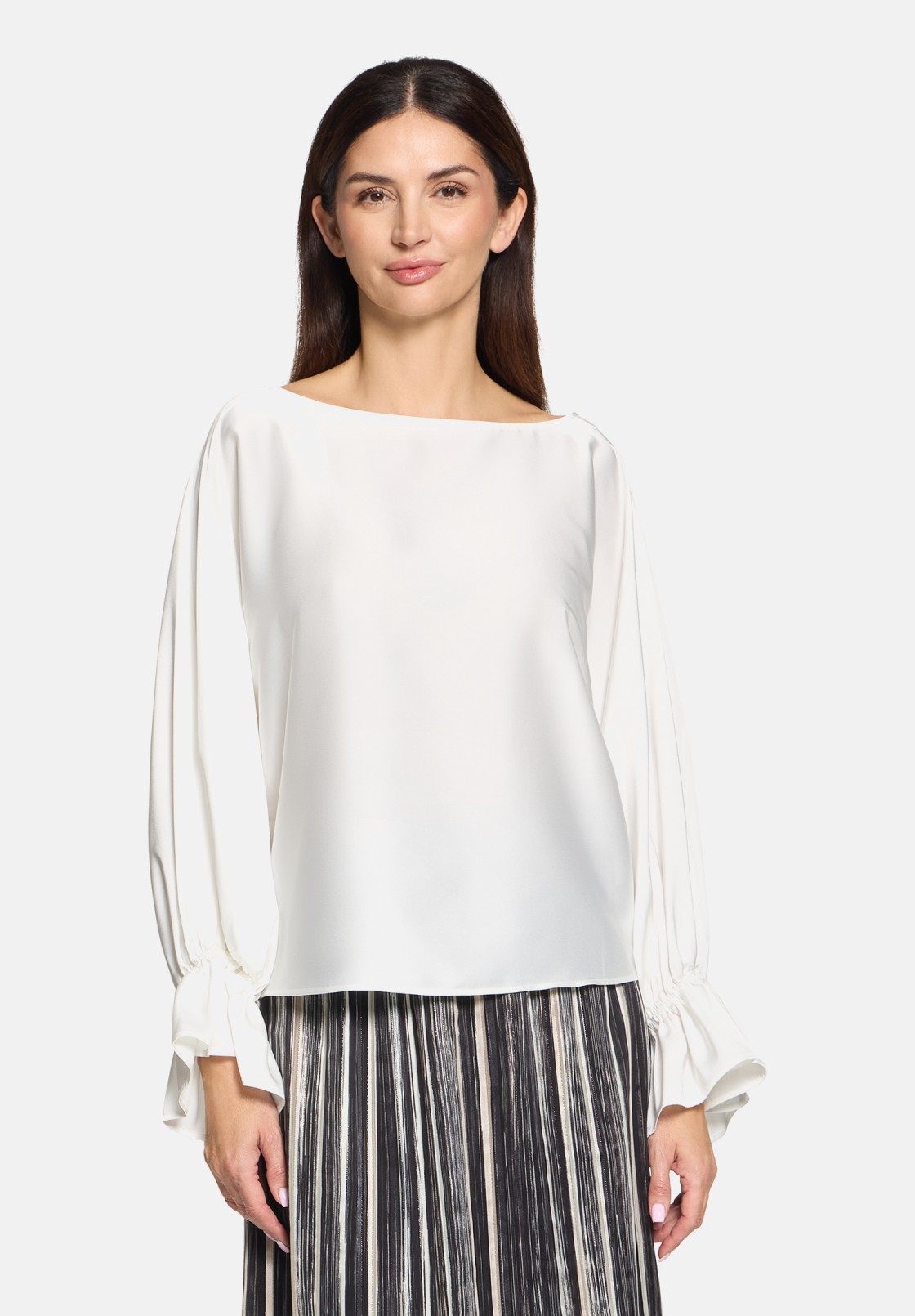 Betty Barclay Satin-Bluse mit U-Boot-Ausschnitt