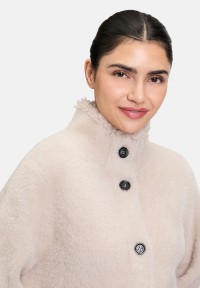 Amber & June Winter-Strickjacke mit aufgesetzter Brusttasche