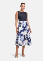 Vera Mont Cocktailkleid mit ausgestelltem Rock