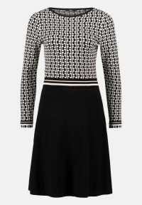 zero Strickkleid grafisches Muster | Betty Barclay