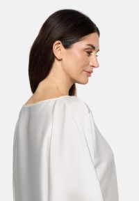 Betty Barclay Satin-Bluse mit U-Boot-Ausschnitt