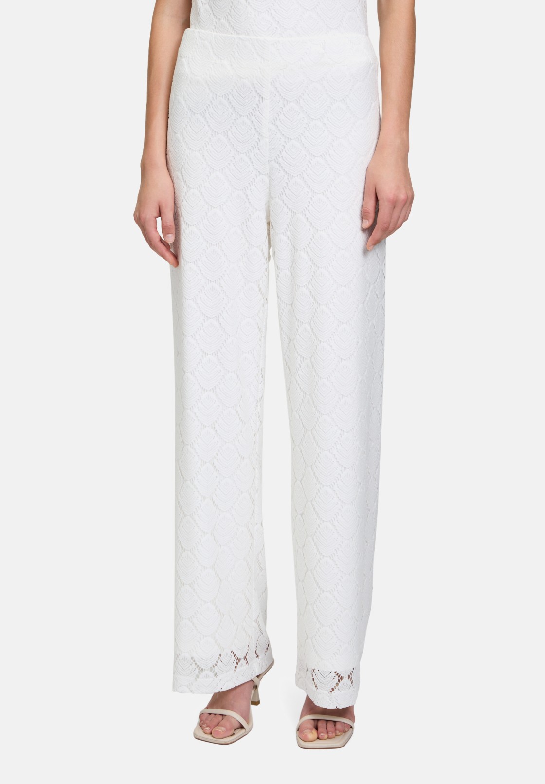 BETTY & CO Schlupfhose mit Lochmuster