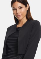 Vera Mont Bolero-Jacke figurbetont