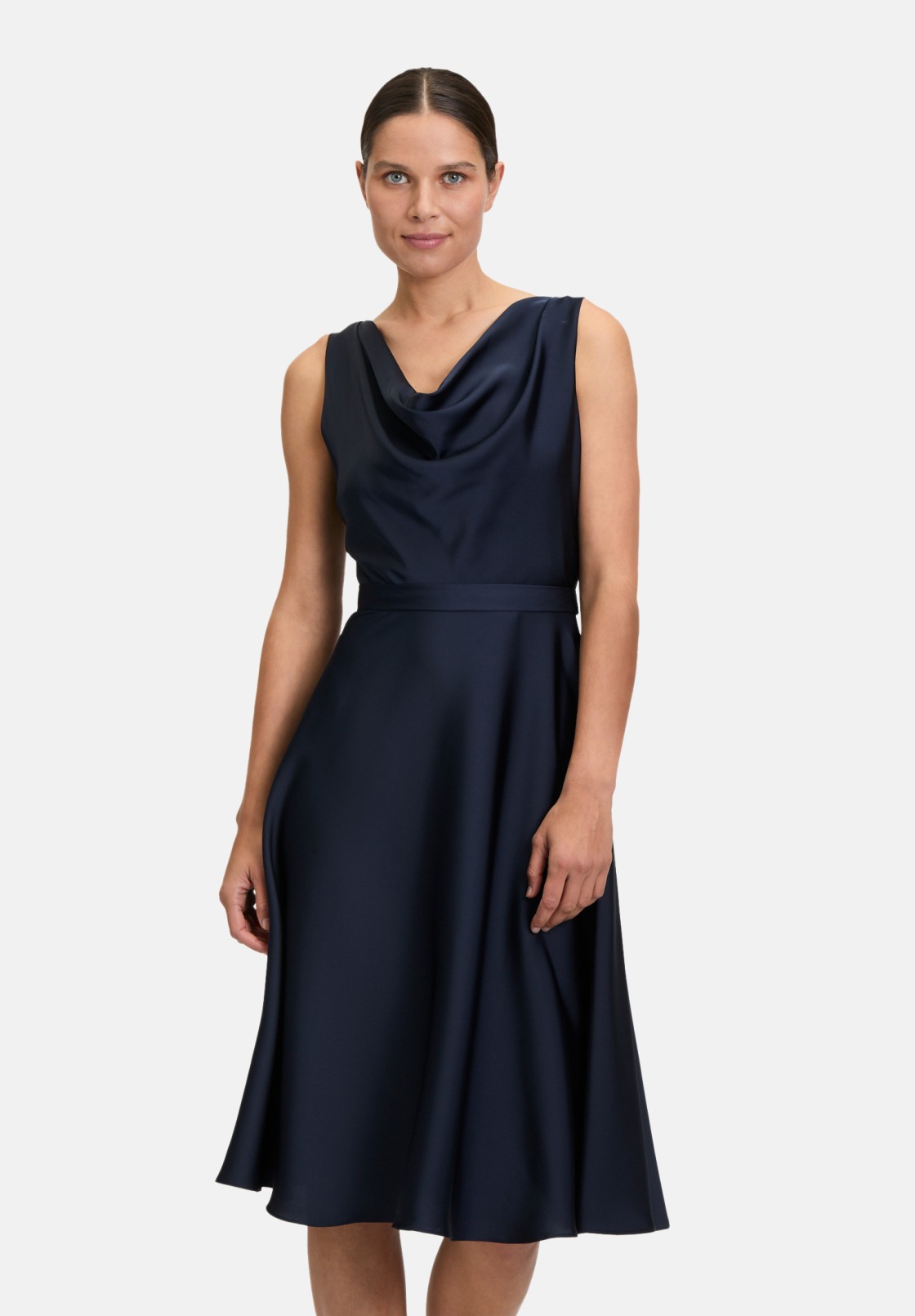 Vera Mont Cocktailkleid mit Wasserfallausschnitt