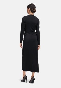 Vera Mont Abendkleid mit V-Ausschnitt