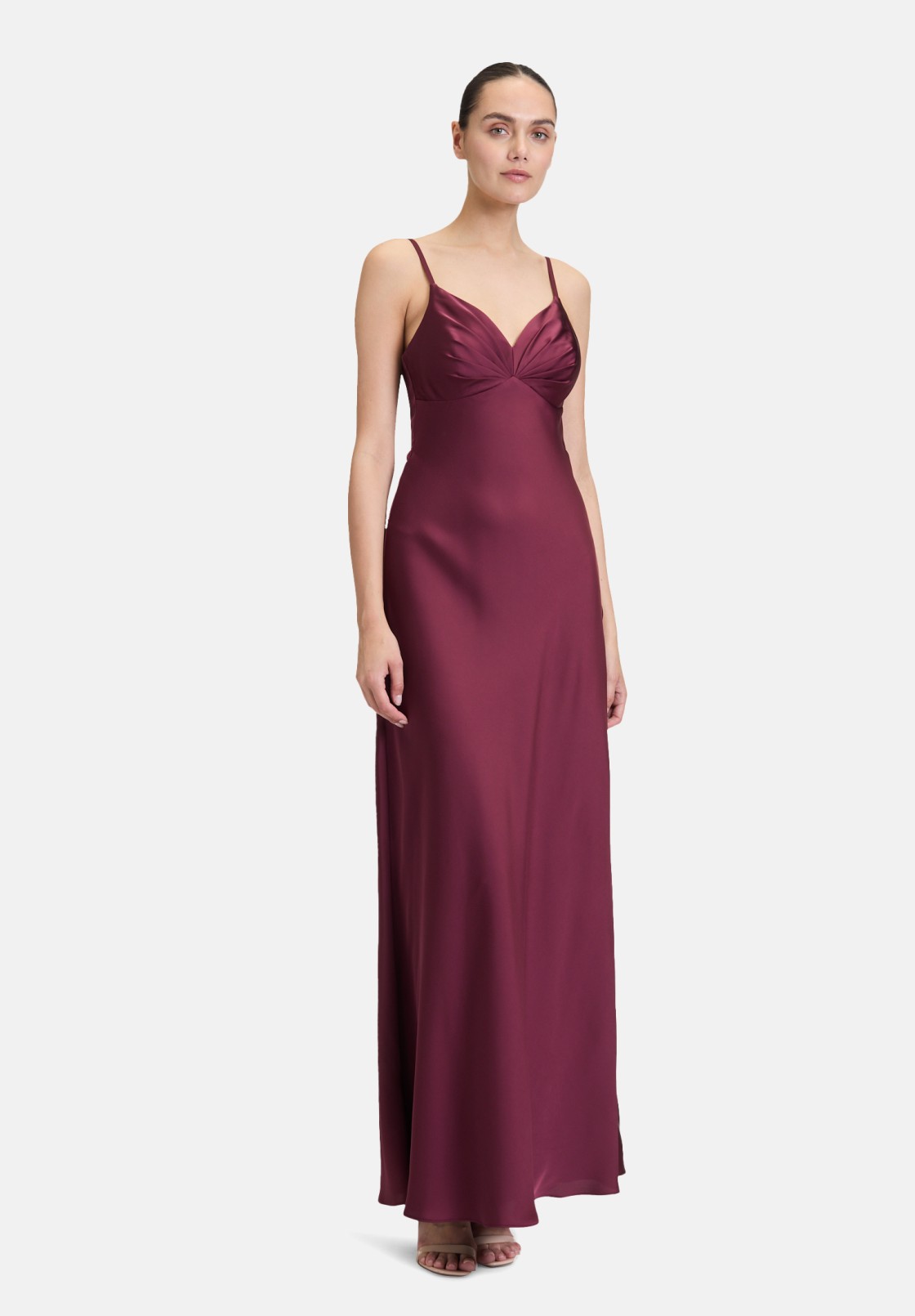 Vera Mont Abendkleid schmal geschnitten