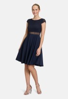 Vera Mont Abendkleid mit Spitze