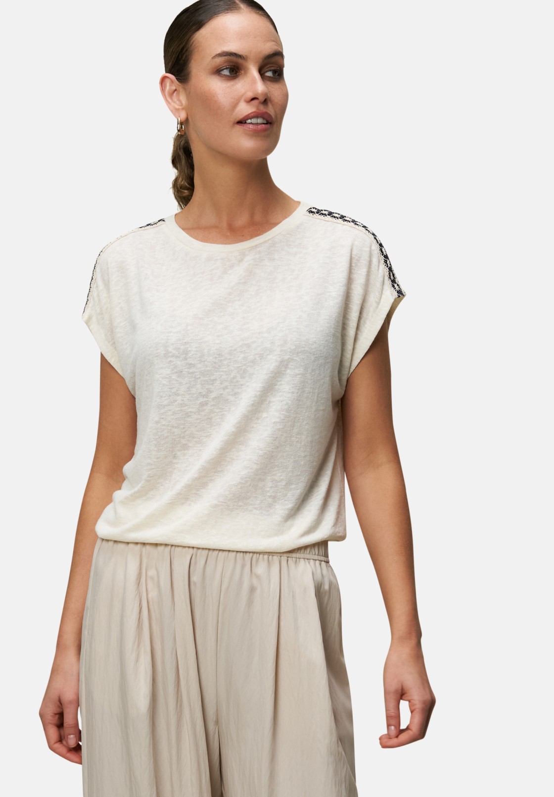 zero Shirt mit Kontraststickerei | Betty Barclay