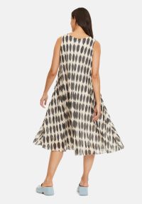 Cartoon Plisseekleid ohne Arm