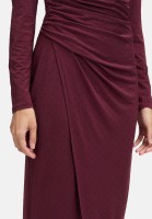 Vera Mont Abendkleid mit V-Ausschnitt