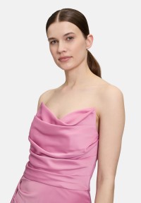 Vera Mont Abendkleid figurbetont