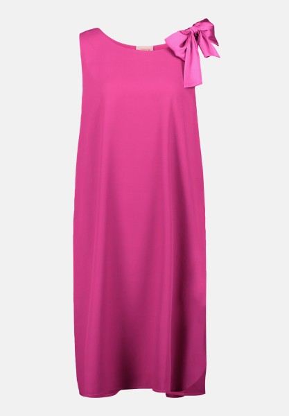 Cartoon Chiffonkleid mit Schleifenknoten