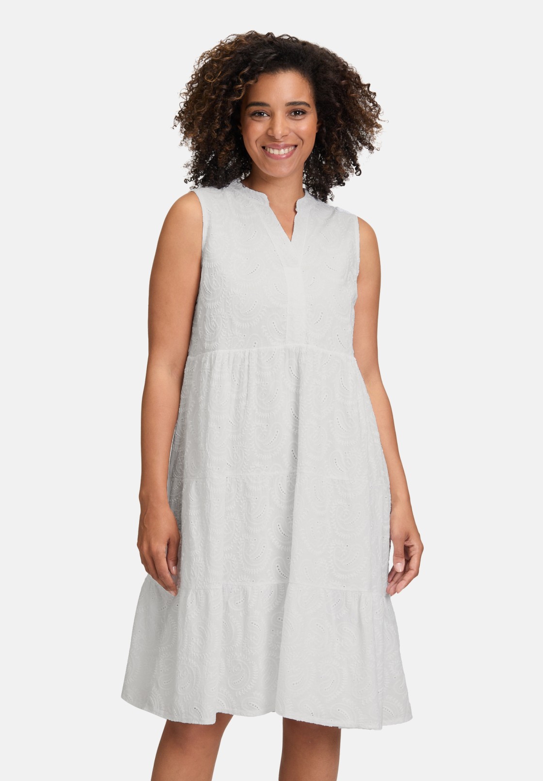 Cartoon Spitzenkleid mit Lochmuster