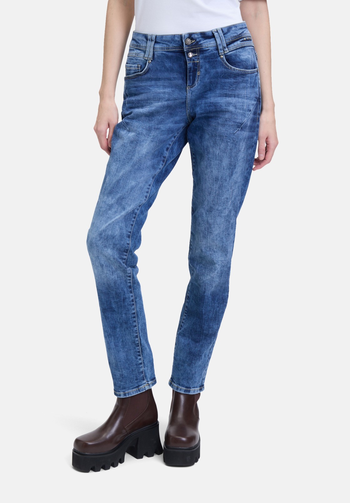 Cartoon Boyfriend-Hose mit Nieten