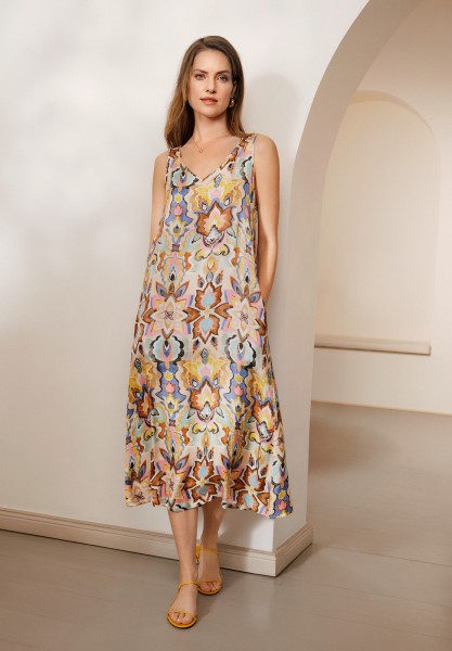 Vera Mont Sommerkleid mit V-Ausschnitt