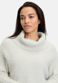Cartoon Strickpullover mit Turtle Neck