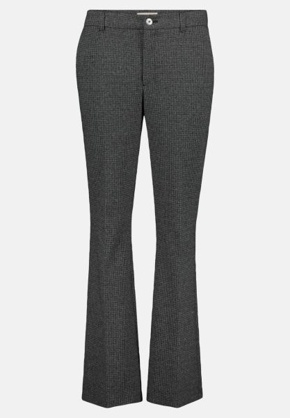 Cartoon Stoffhose mit Bügelfalte