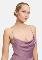 Vera Mont Abendkleid mit Wasserfallausschnitt