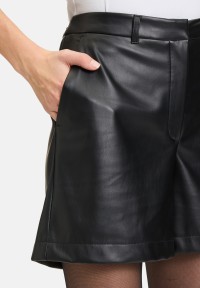 BETTY & CO Shorts mit Eingrifftaschen