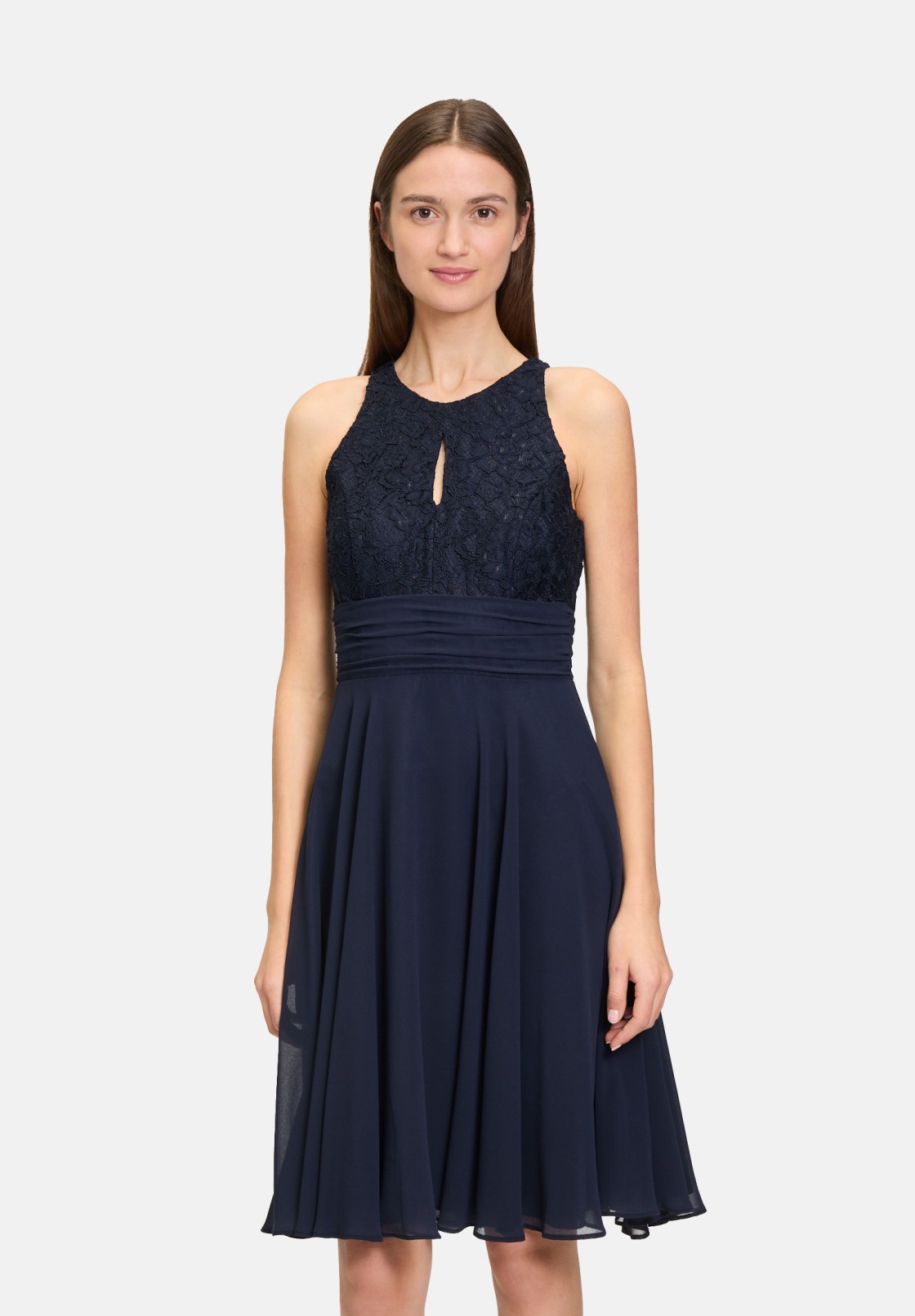 Vera Mont Abendkleid mit Spitze