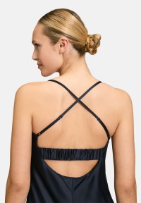Vera Mont Abendkleid mit Wasserfallausschnitt