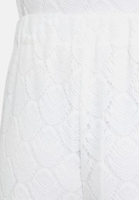 BETTY & CO Schlupfhose mit Lochmuster