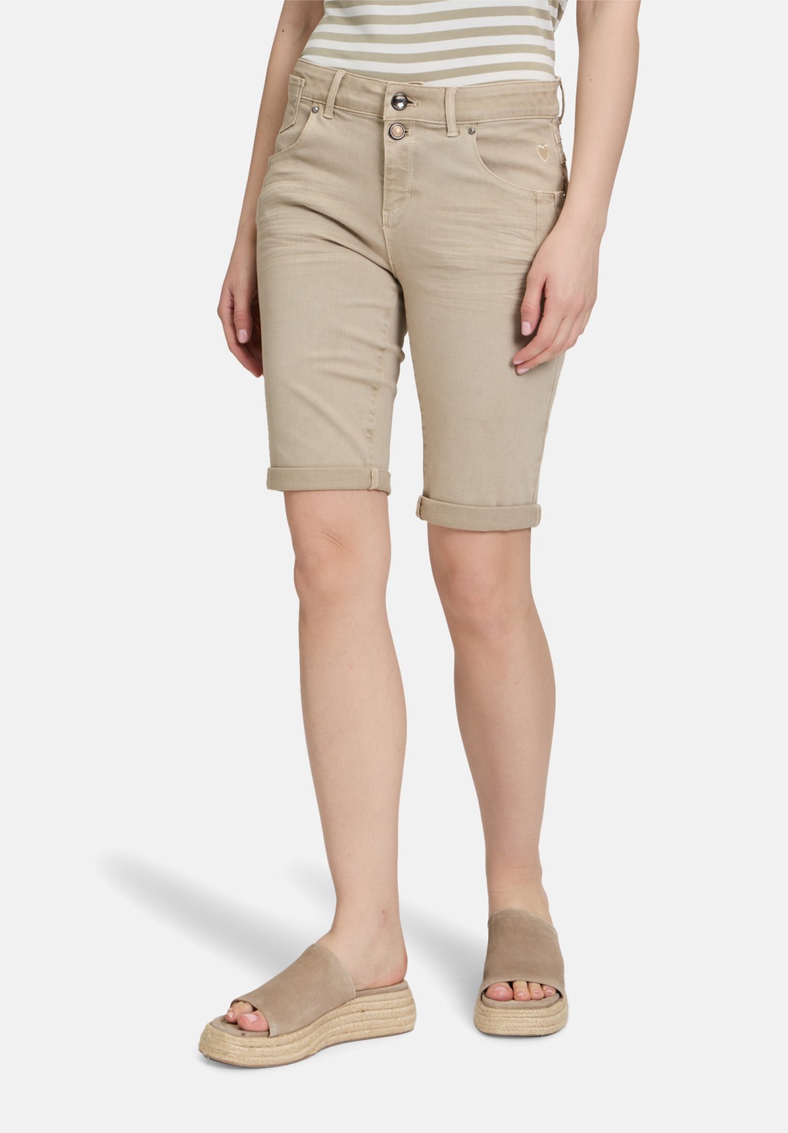 Cartoon Shorts mit Stickerei