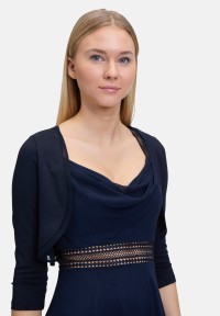 Vera Mont Bolero-Jacke figurbetont