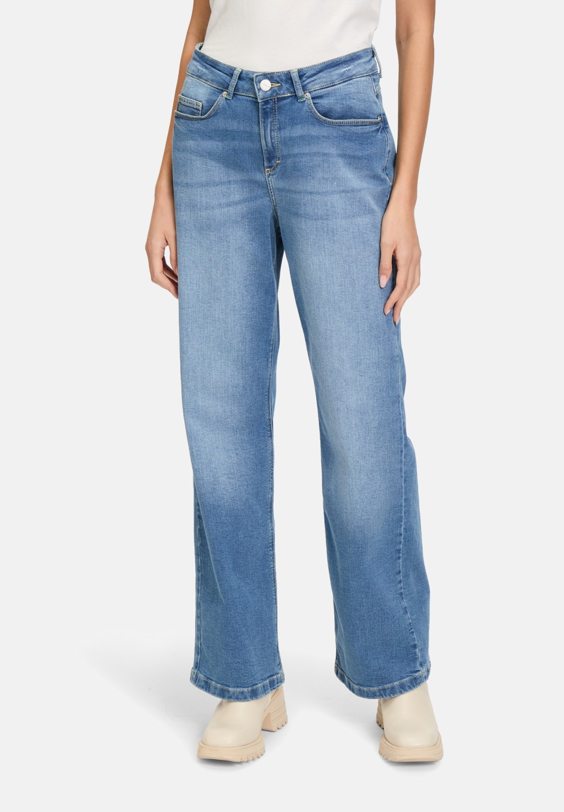 Cartoon Stretch-Jeans mit Eingrifftaschen